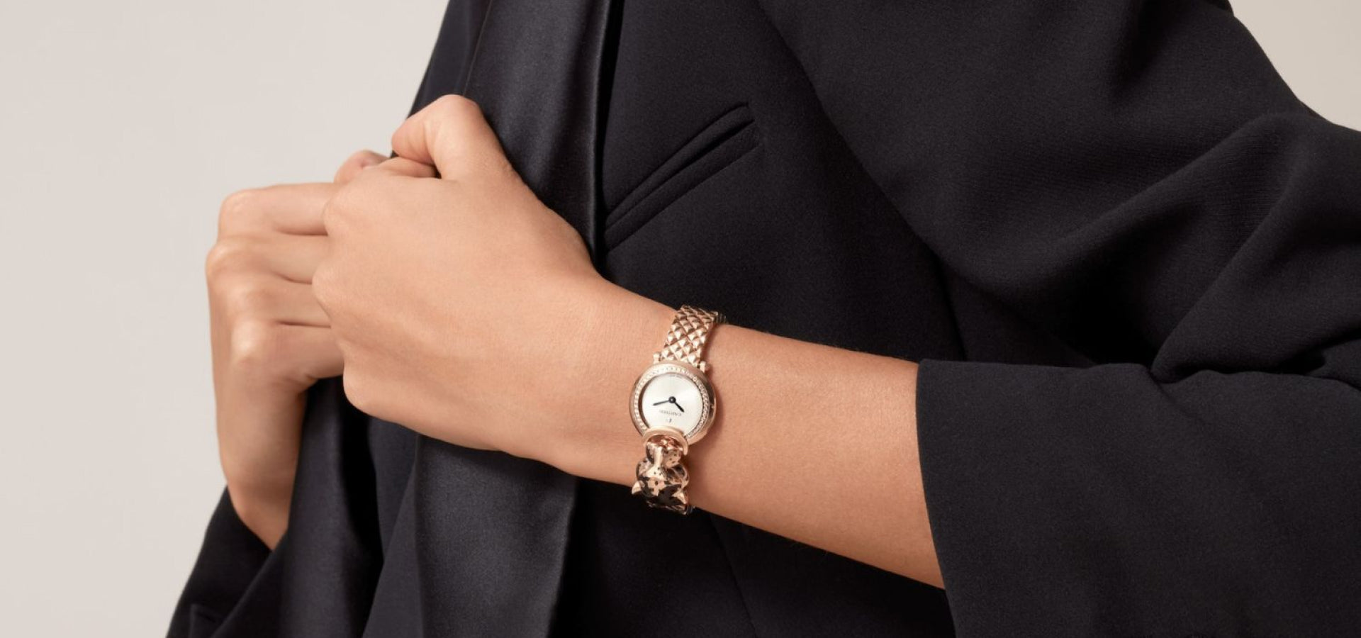 Montre joaillerie panthère