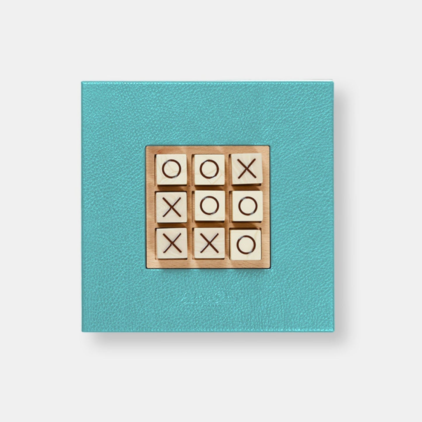 Tic tac toe buffle bluebettle