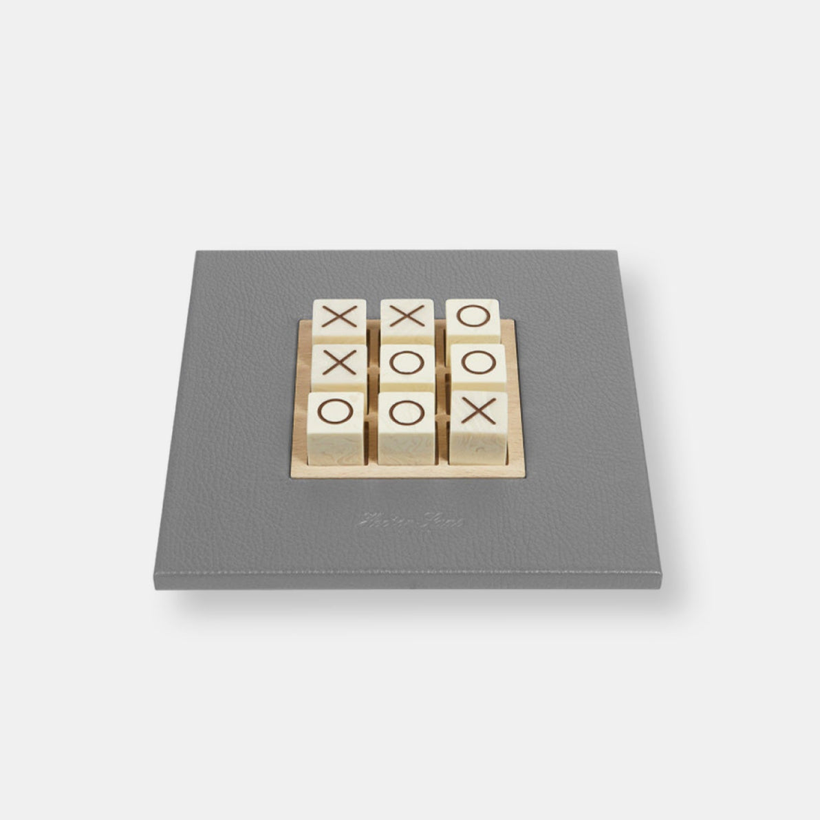 Tic tac toe buffle gris