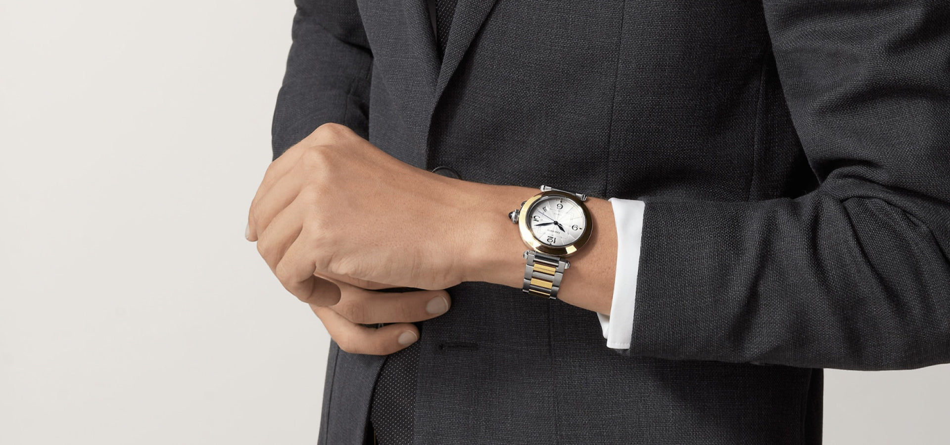 Montre pasha de cartier