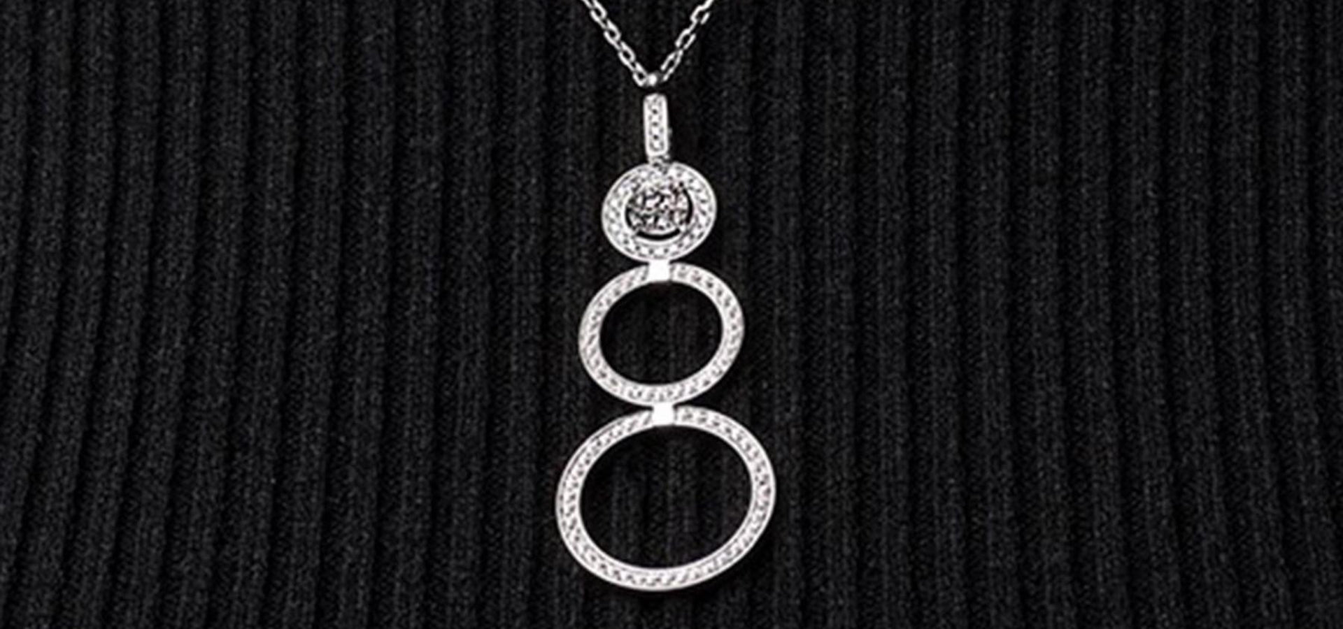 Pendentif saturn pm