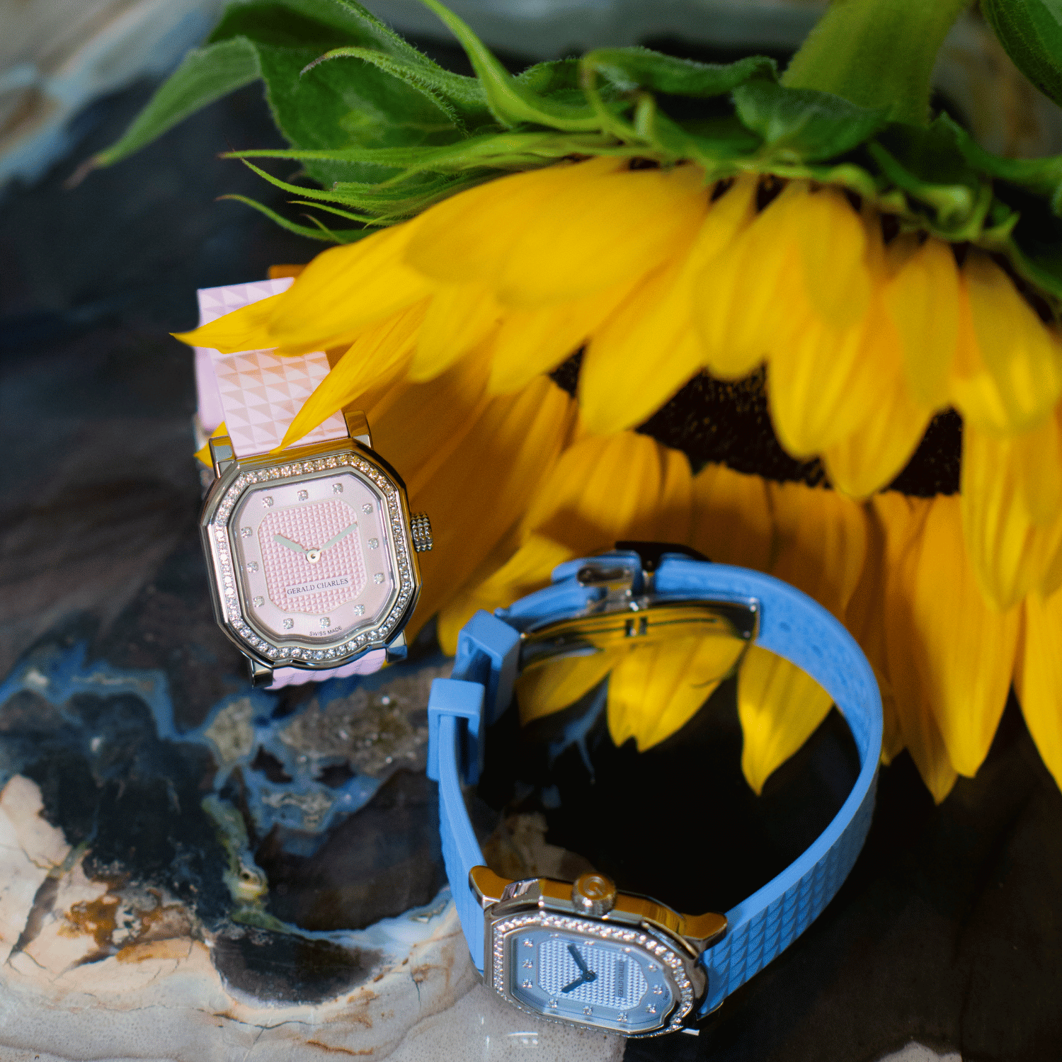 Les montres féminines de l'été : place à la couleur