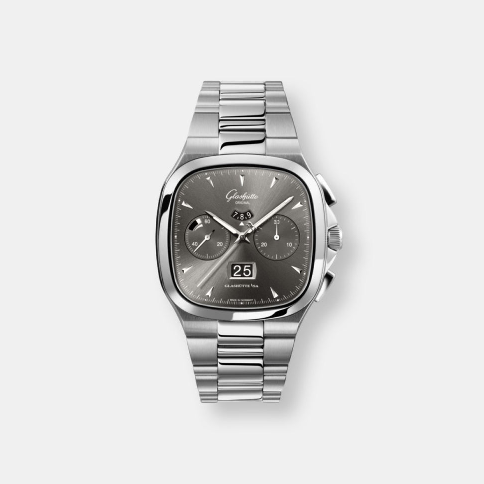Montre seventies chronographe panorama date