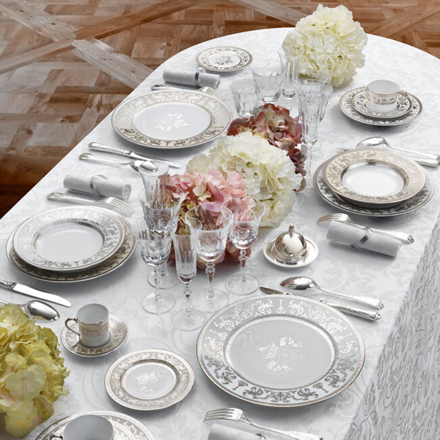 Couronne impériale assiette gastronomie