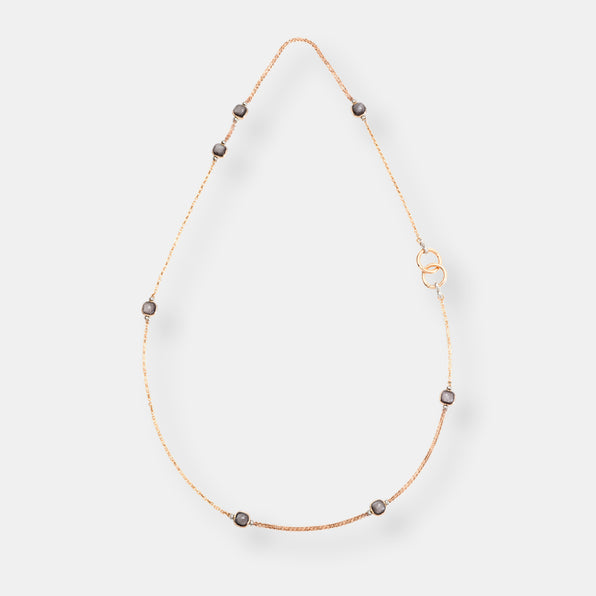 Collier nudo