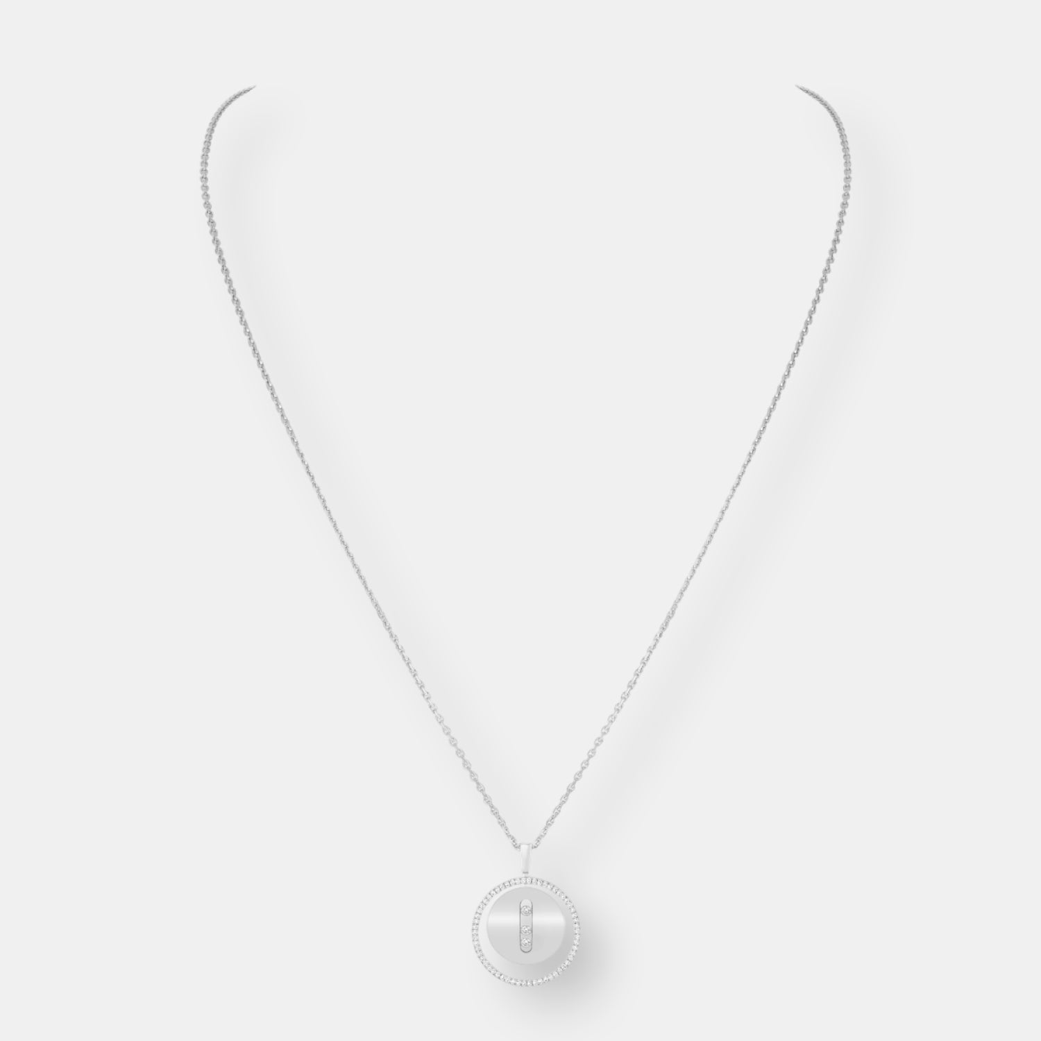 Collier lucky move