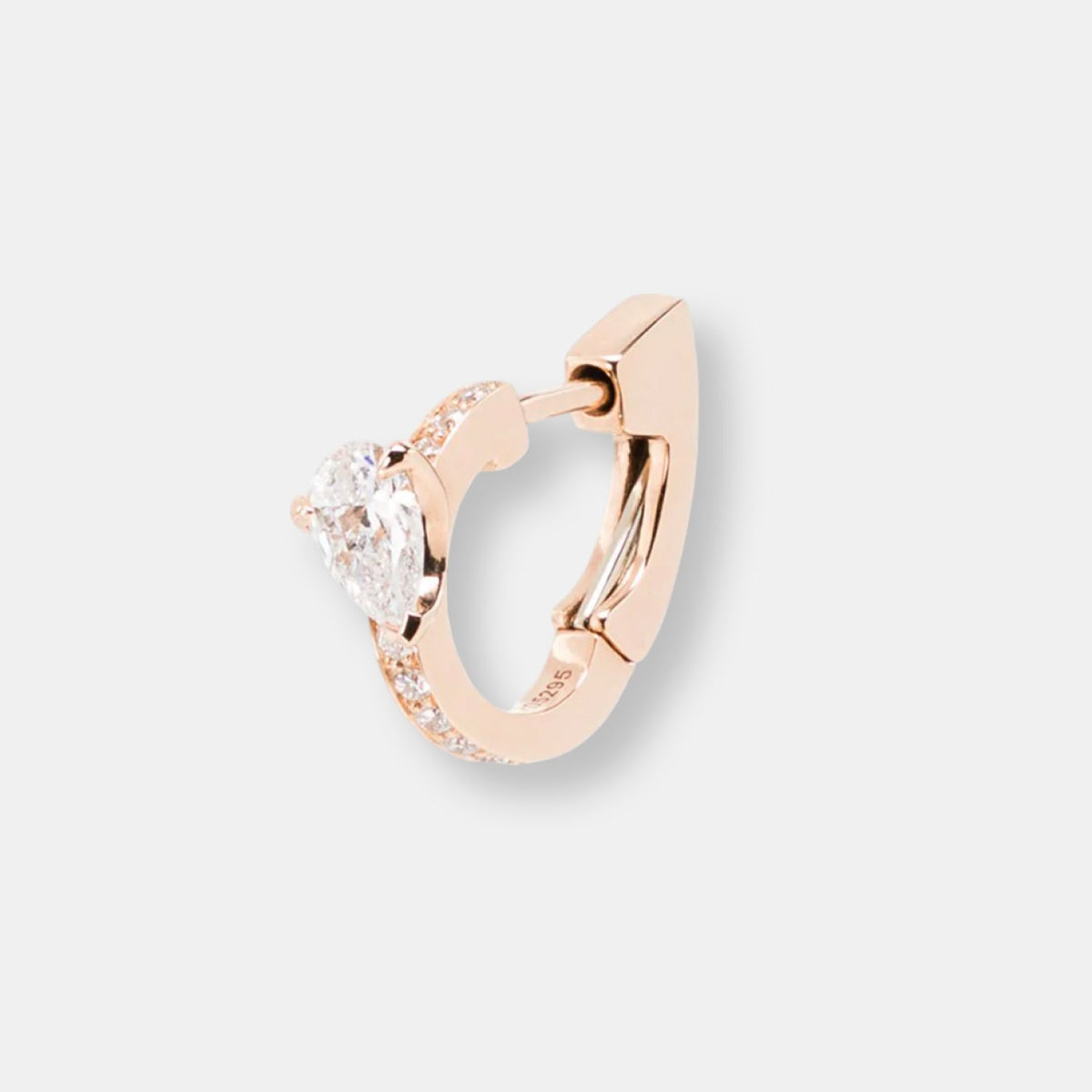 Boucle d'oreille serti sur vide en or rose