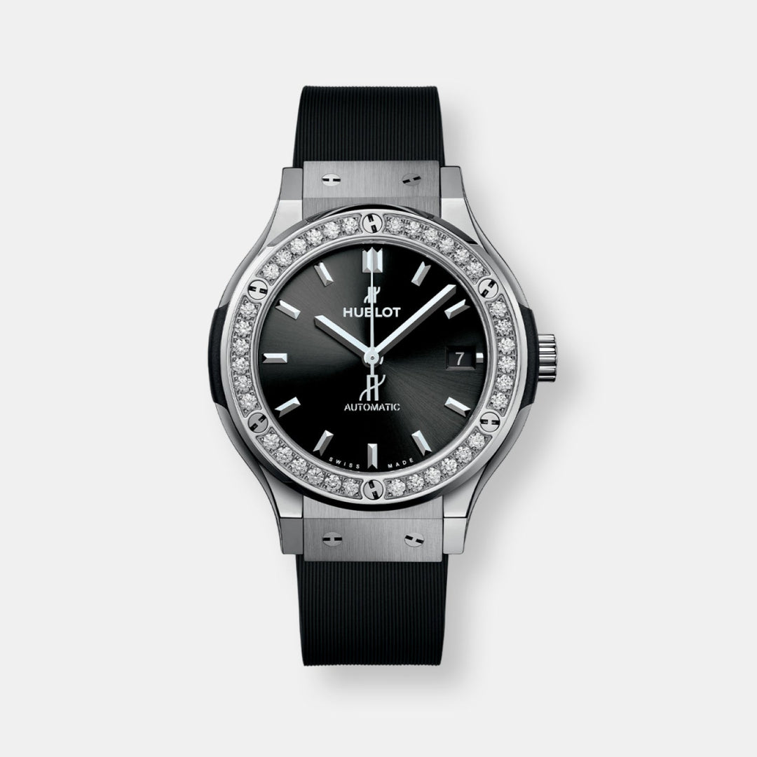 Montre classic fusion titanium diamonds
