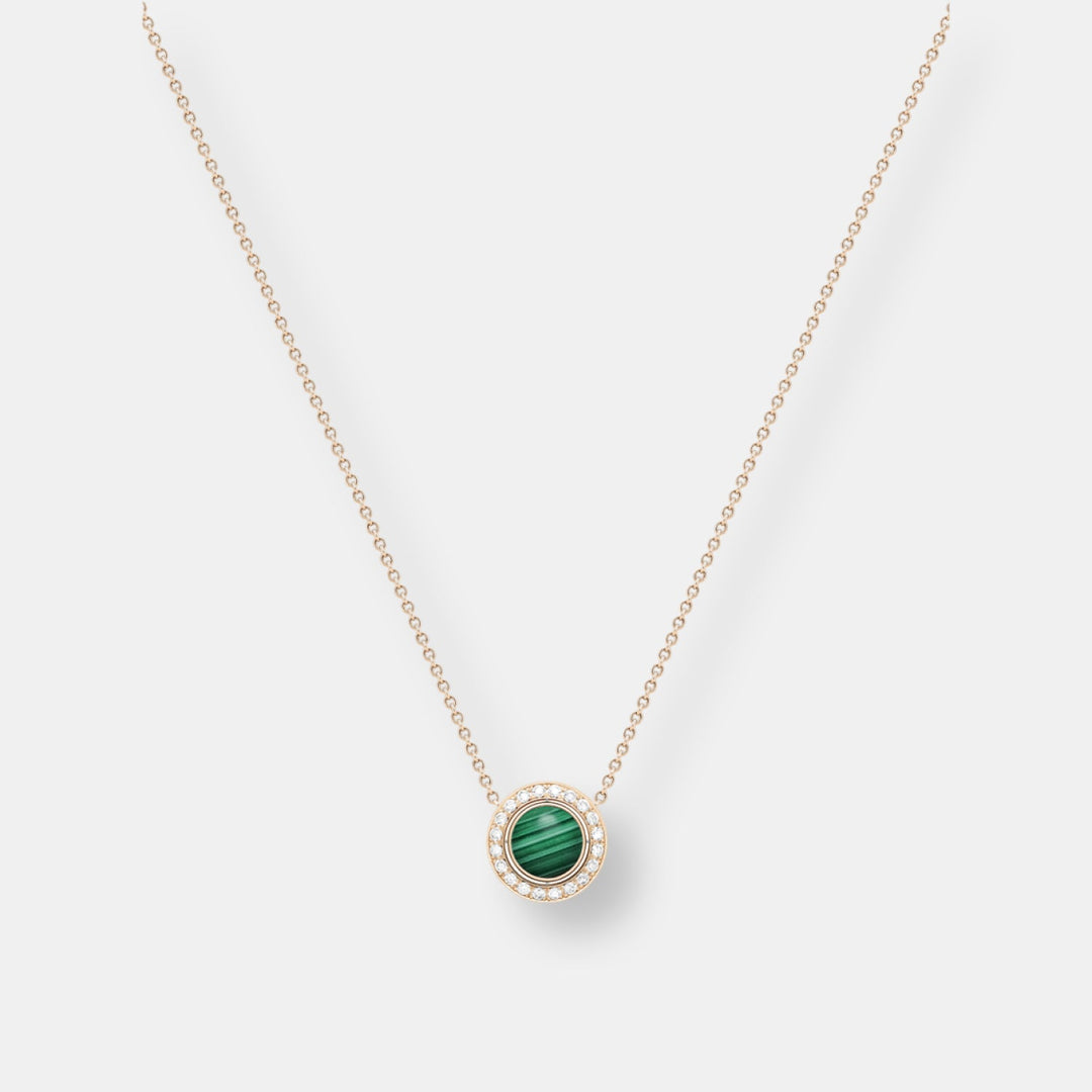 Pendentif possession