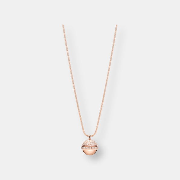 Pendentif possession