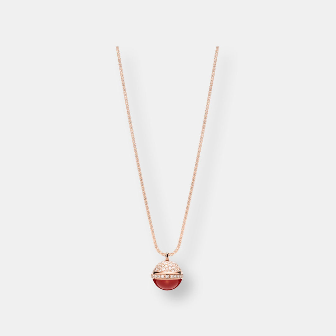 Pendentif possession