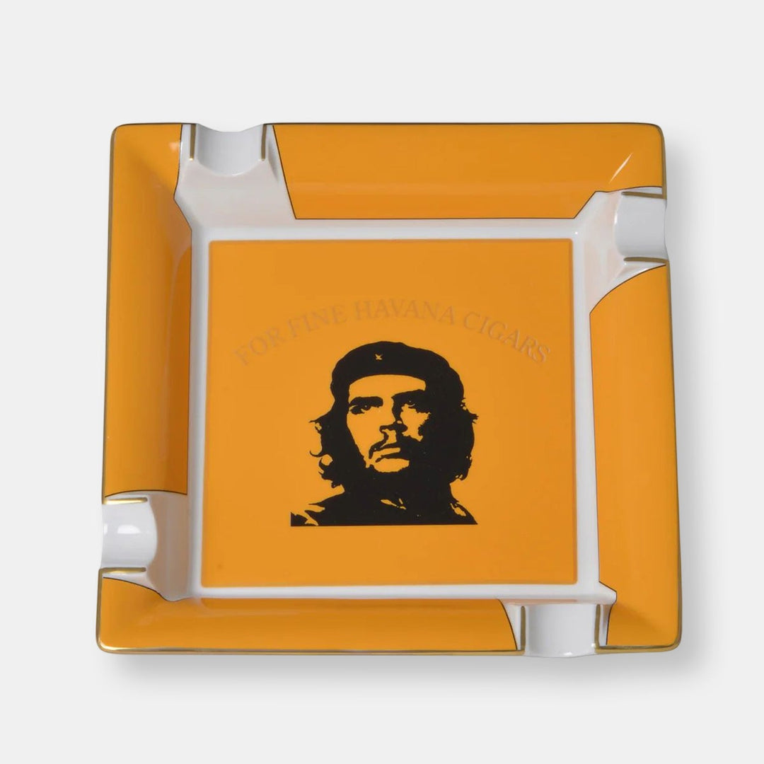 Che - cendrier en porcelaine