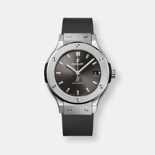 Montre classic fusion titanium racing grey diamonds