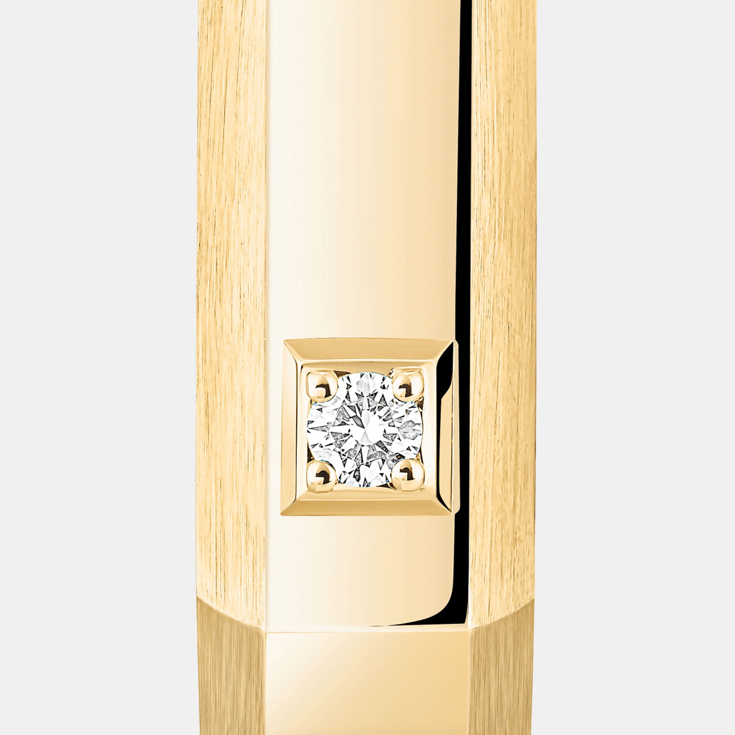 Mono boucle d'oreille mm moderniste