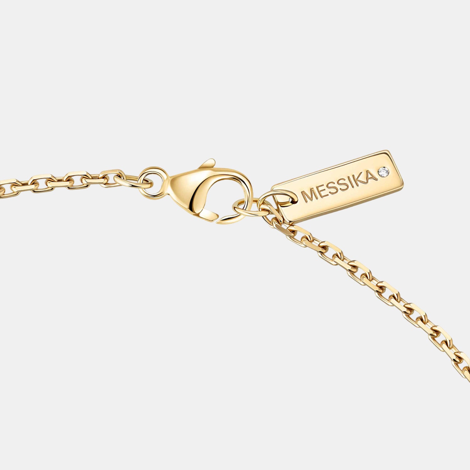 Collier cravate mm moderniste