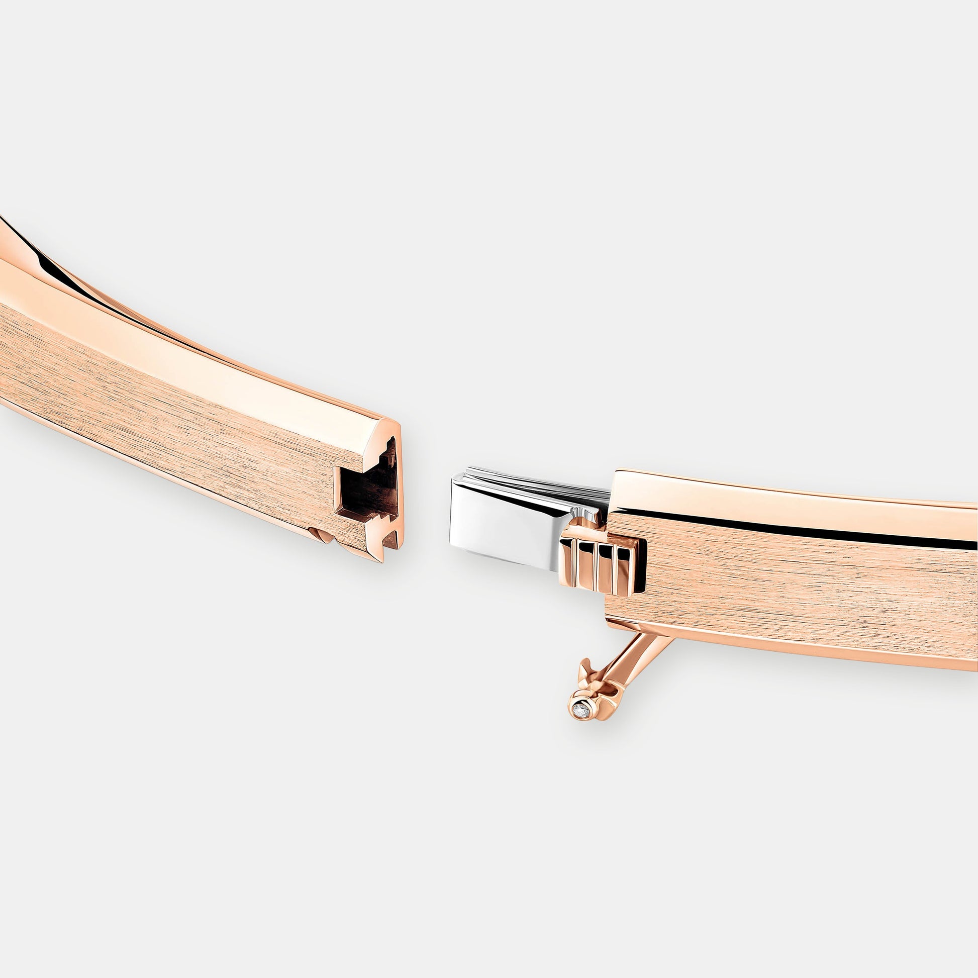 Collier moderniste