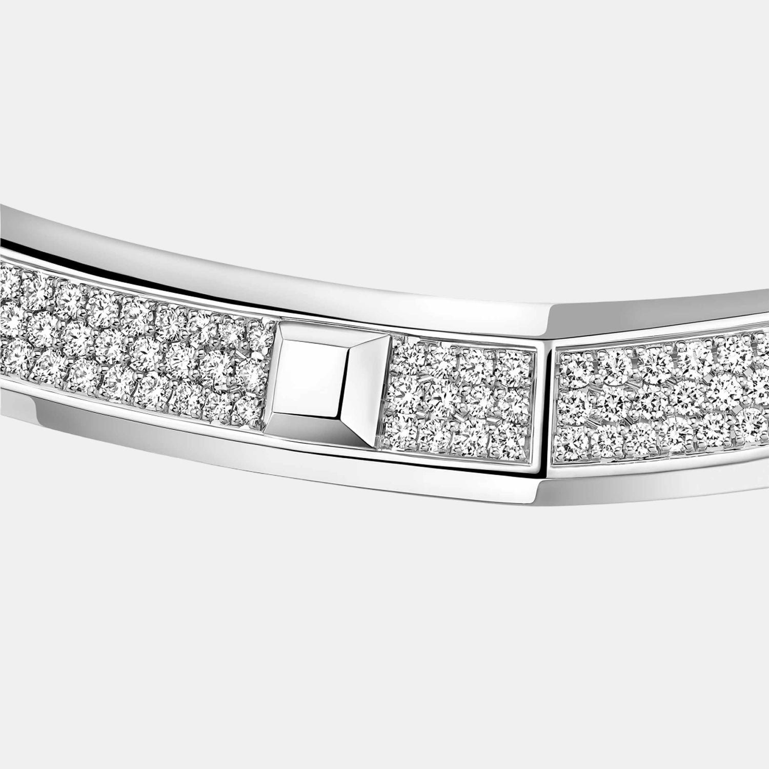 Collier moderniste