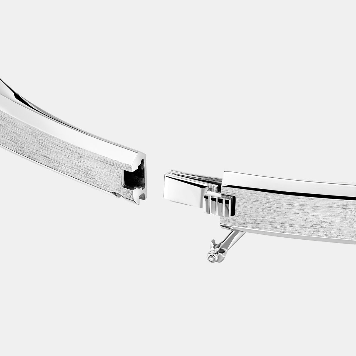 Collier moderniste