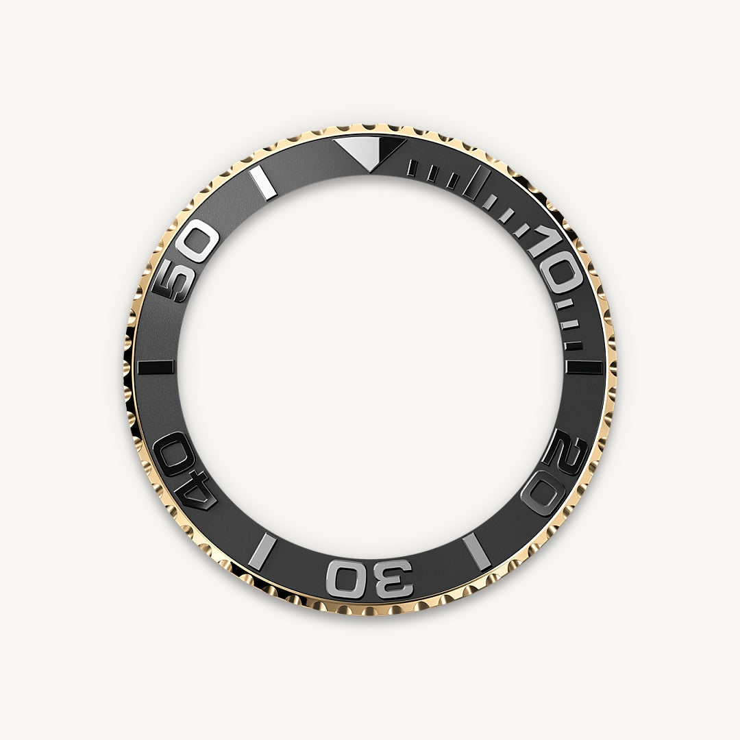 Montre Rolex Yacht-Master 42 en Or jaune 18 ct détail 3 - arije Paris