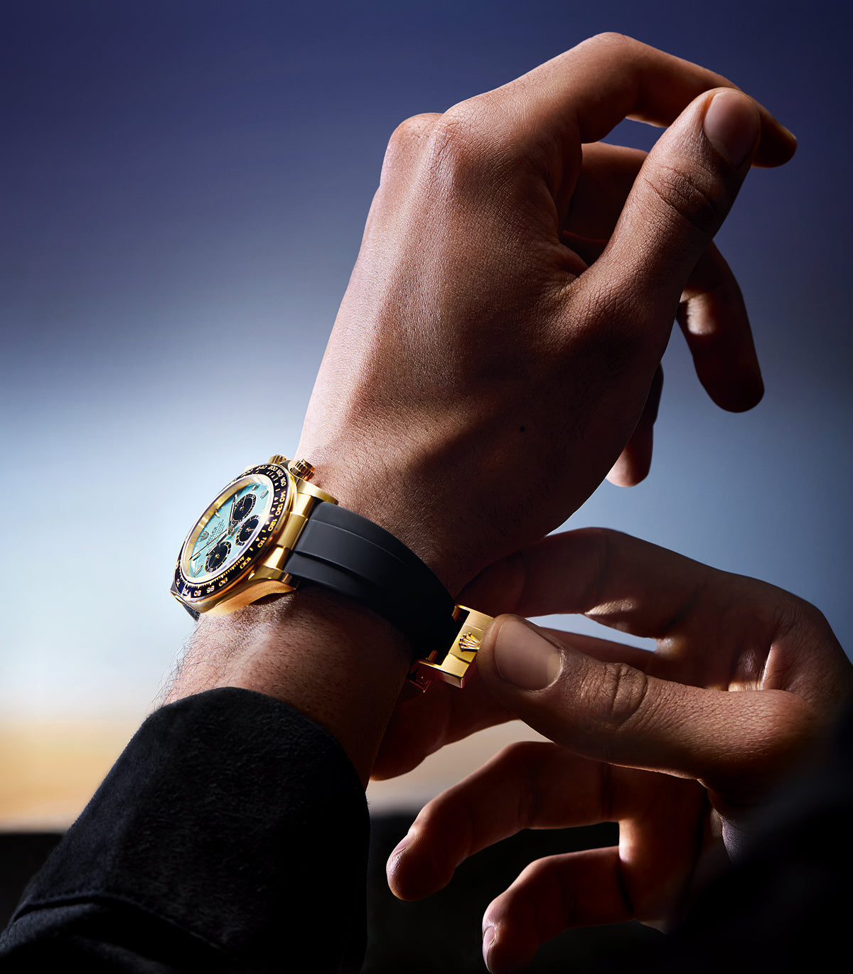 Nouveaux cadrans Rolex 2025 – Cosmograph Daytona poignet homme portrait chez arije