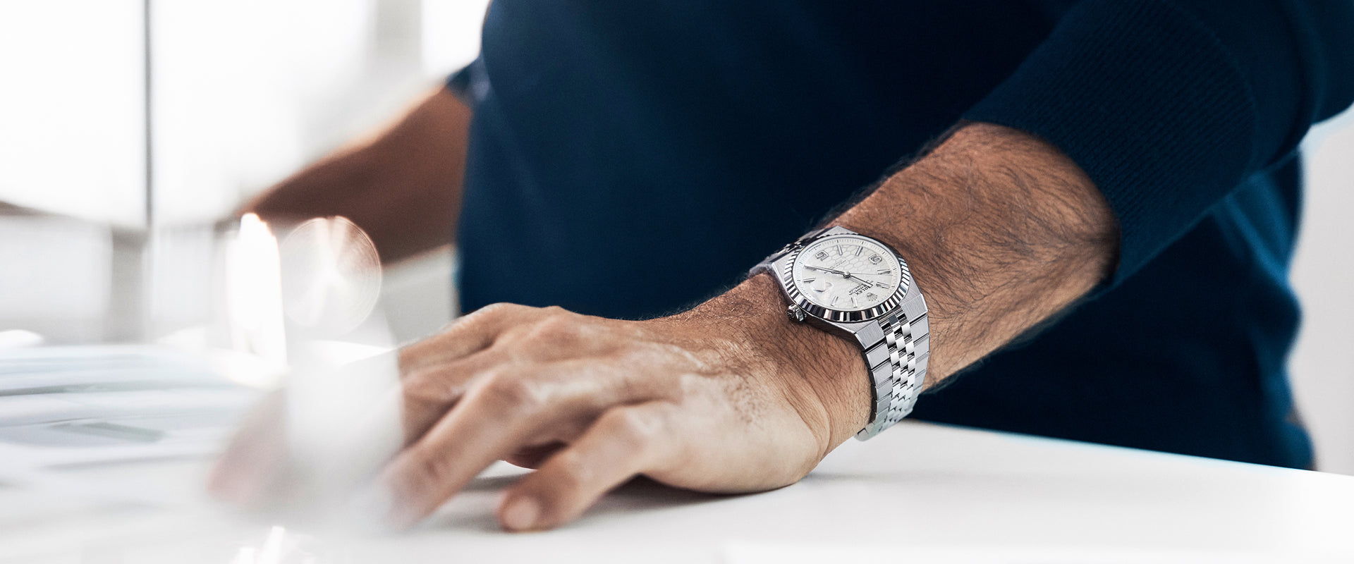 Montres Rolex Land-Dweller poignet - arije Paris